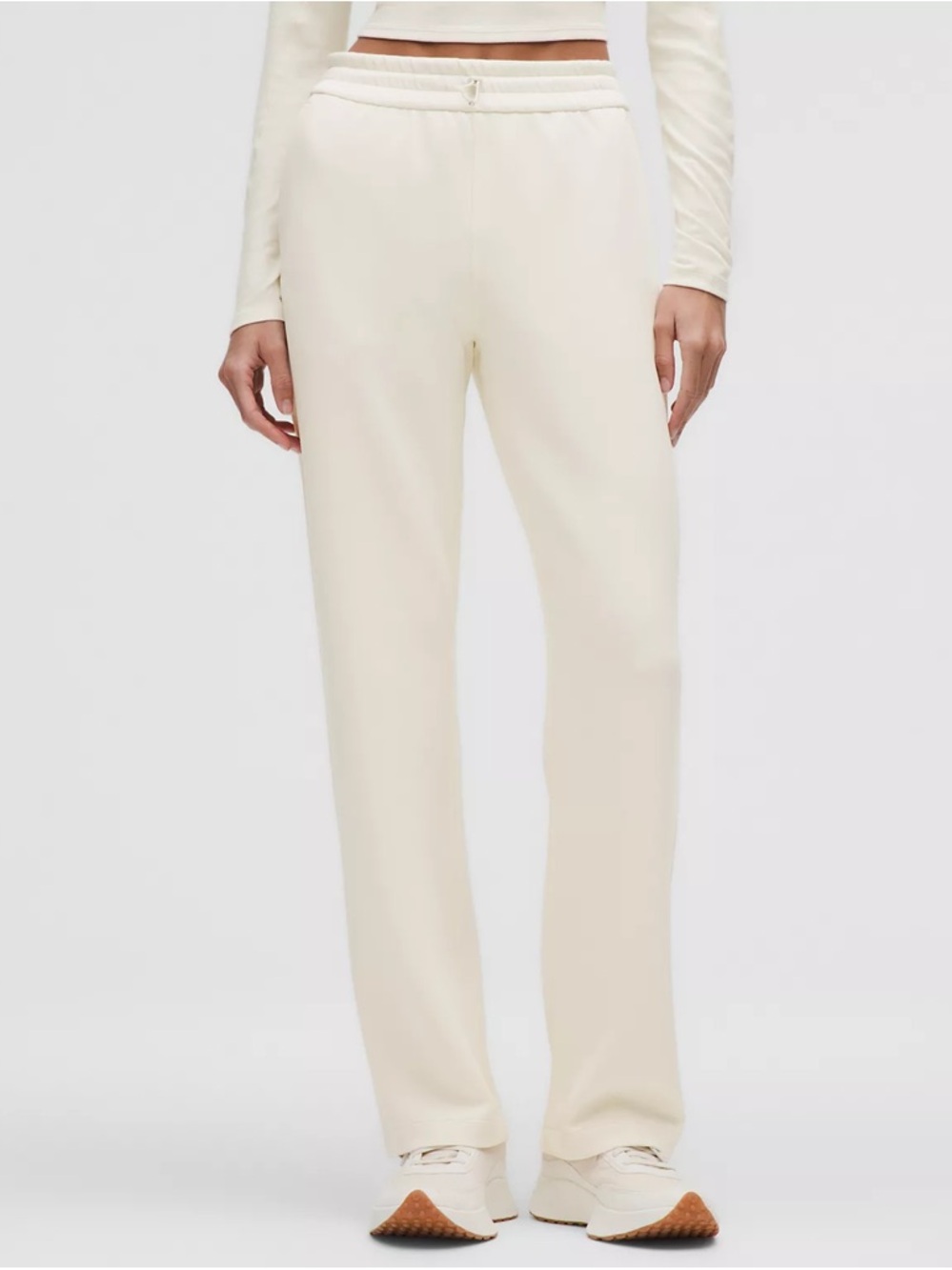 Women's Lululemon Straight-Leg Pull-On /Softstream pant in off white